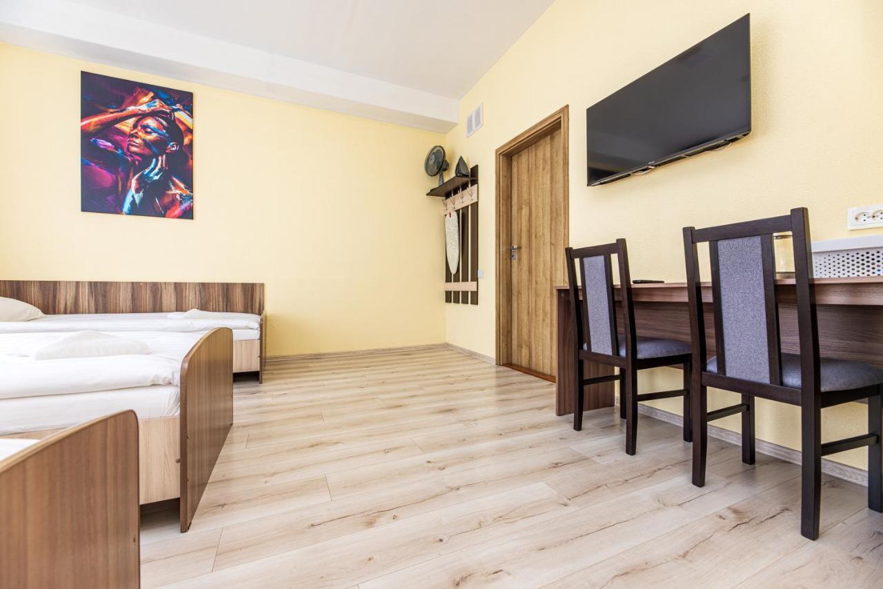 Hotel Sveciu Namai Pajuryje Palanga Esterno foto