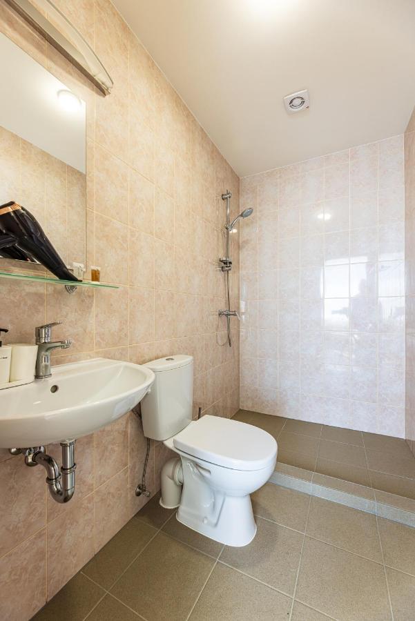 Hotel Sveciu Namai Pajuryje Palanga Esterno foto